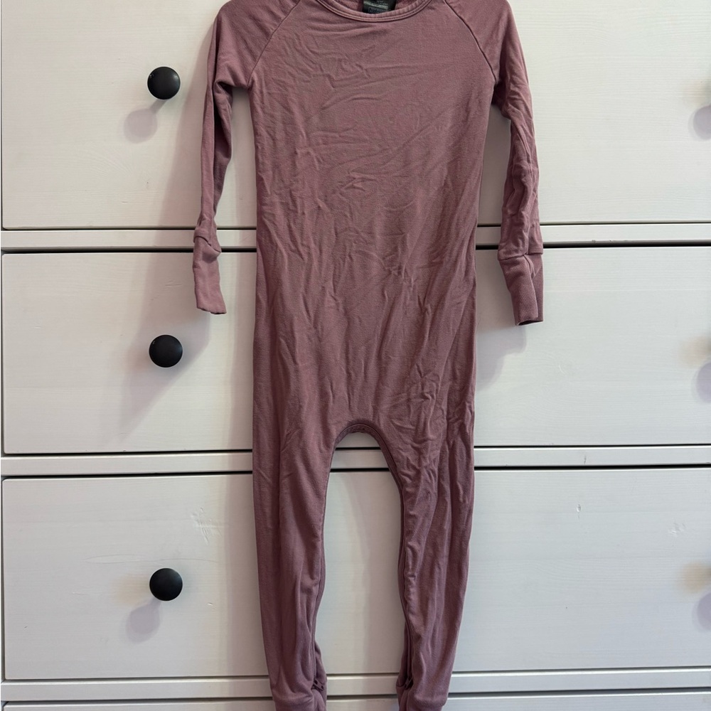 Little sleepies 2T Mauve crescent warm pjs